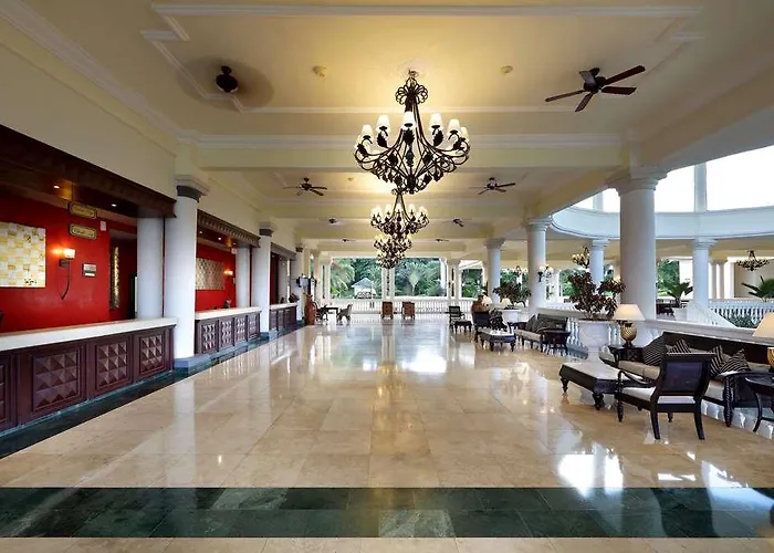 Hotel Grand Palladium Jamaica, & *