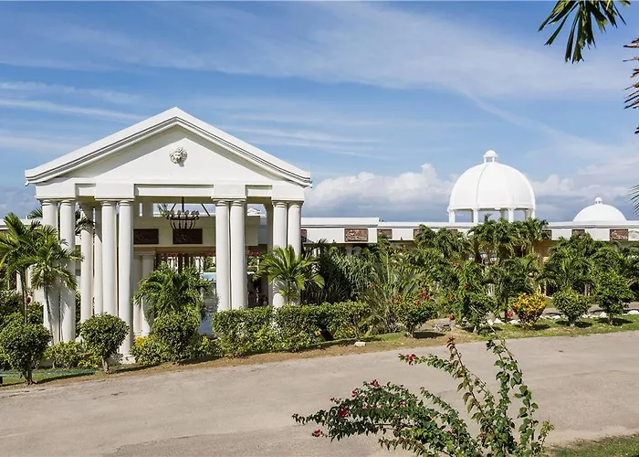 Grand Palladium Jamaica, & * Montego Bay