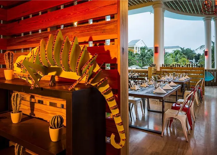 Grand Palladium Jamaica, & Montego Bay